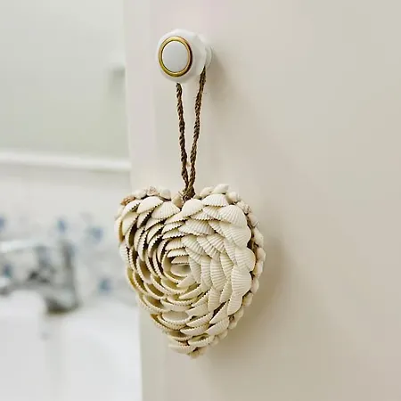 Apartament With Pool And Sea View *