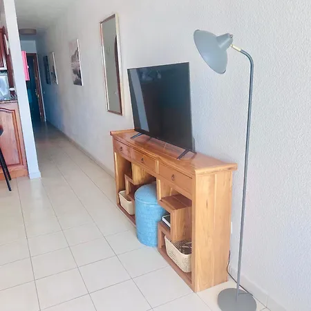 Apartament With Pool And Sea View