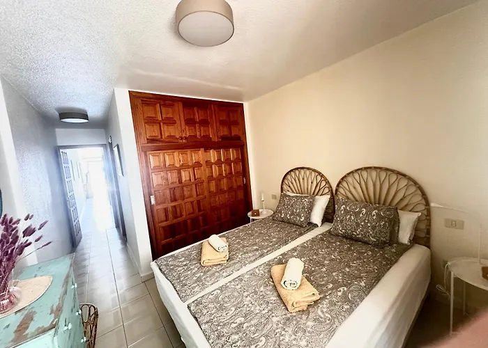 With Pool And Sea View Acantilado de los Gigantes