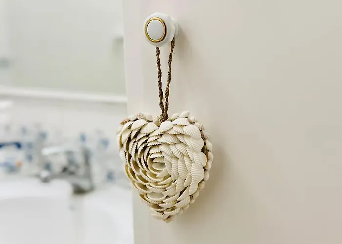 Apartmán With Pool And Sea View *