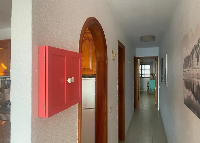 With Pool And Sea View Acantilado de los Gigantes